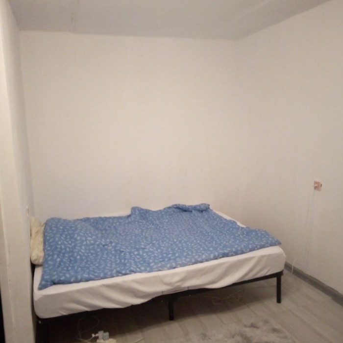 Фото Продам 1-к квартиру в Луганске на кв. Шевченко.