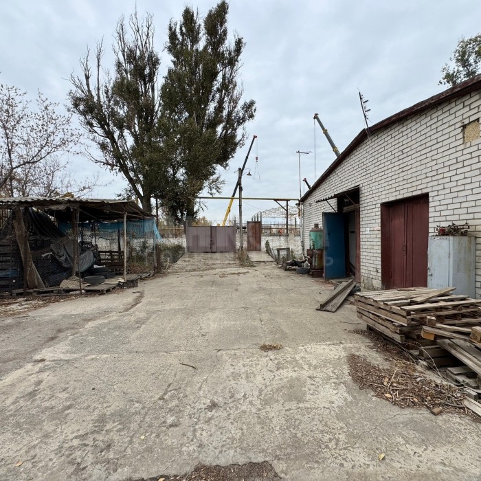Фото База- 306м2, 9-й Лутугинский проезд